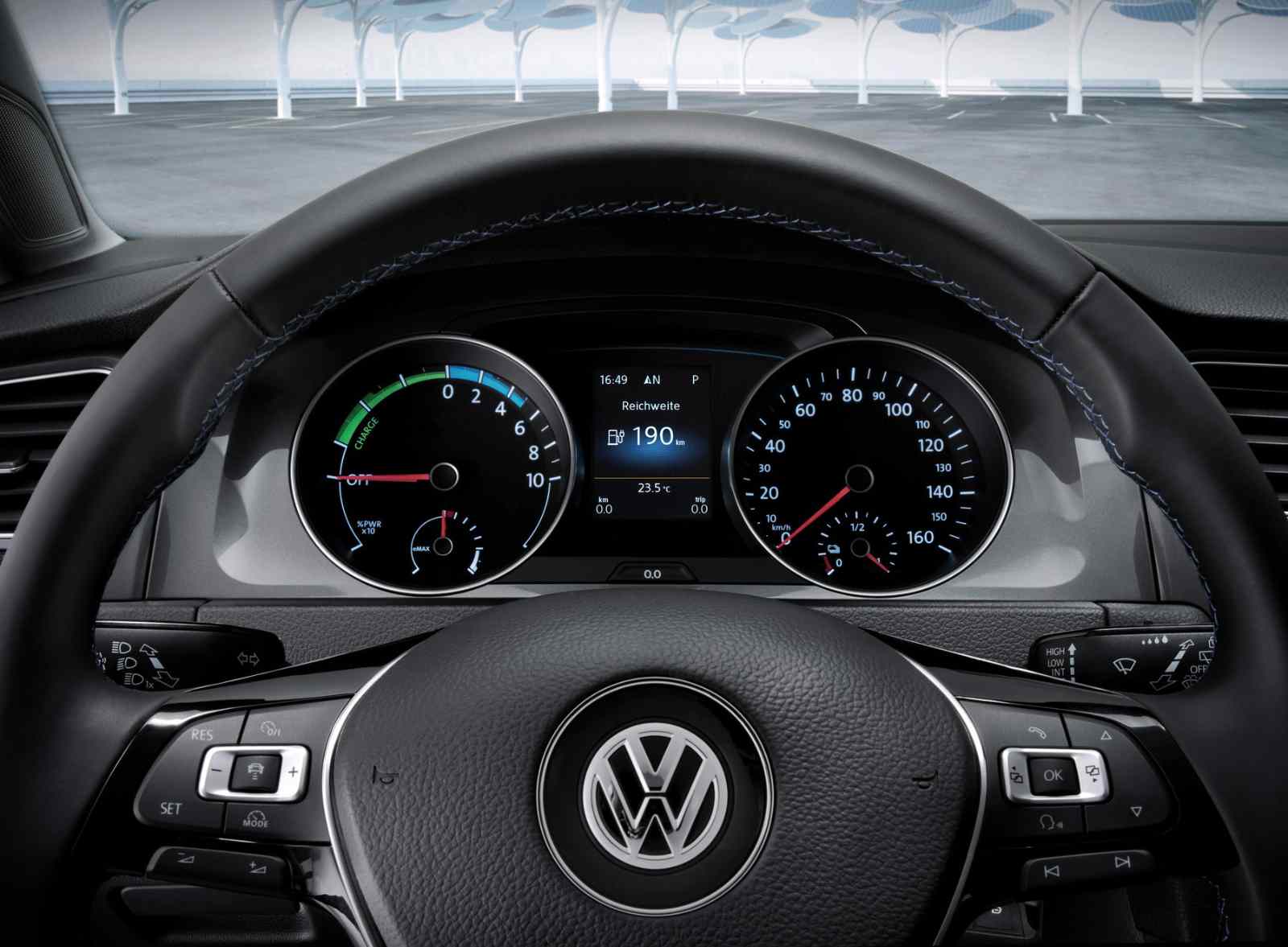 Volkswagen e-Golf volante Multifunción